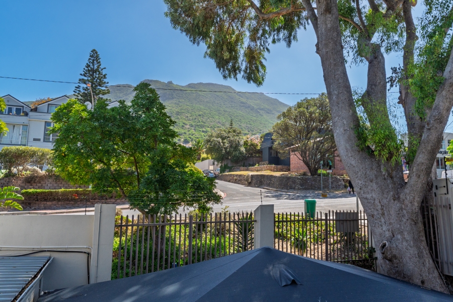 2 Bedroom Property for Sale in Hout Bay Western Cape